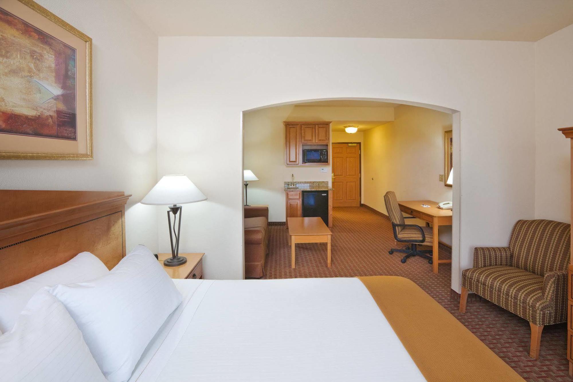 Holiday Inn Express & Suites Glenpool By Ihg Exteriér fotografie